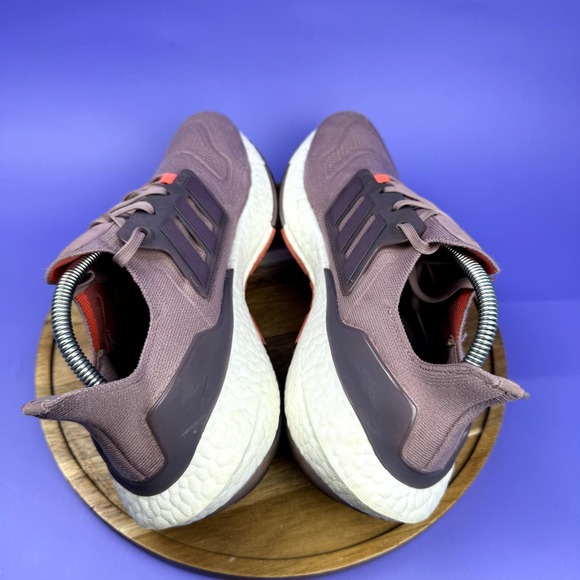 WOMENS ADIDAS ULTRABOOST 22 SIZE 10 MAGIC MAUVE/PURPLE - Picture 5 of 8